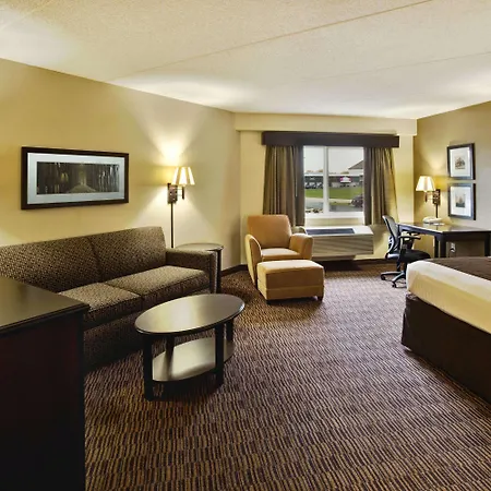 Americinn By Wyndham Beaver Dam Exterior photo
