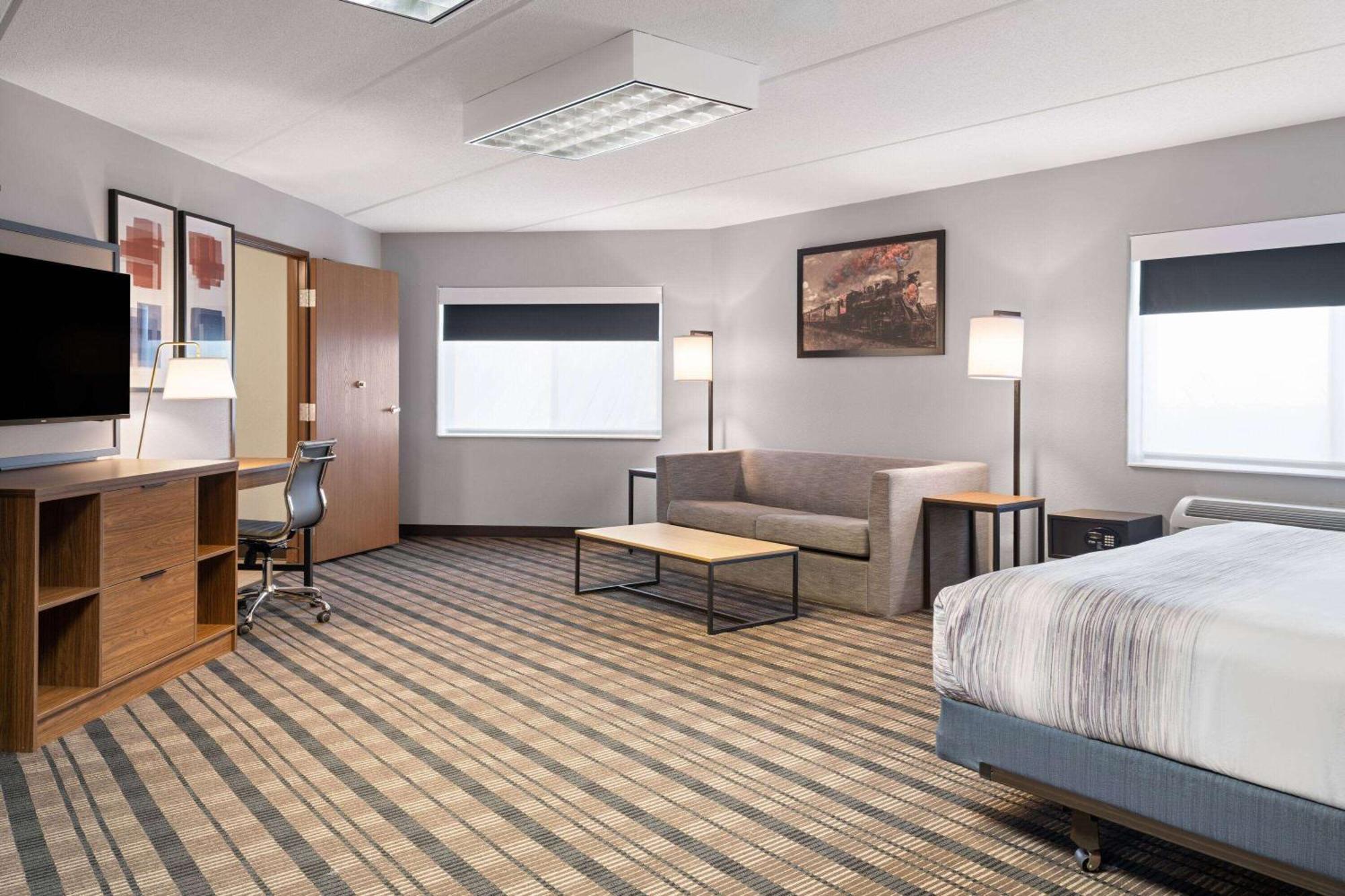 Americinn By Wyndham Hotel